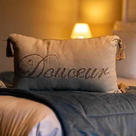 O Chateau Hotel 4*