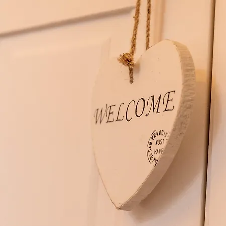 O Chateau ホテル Hayange