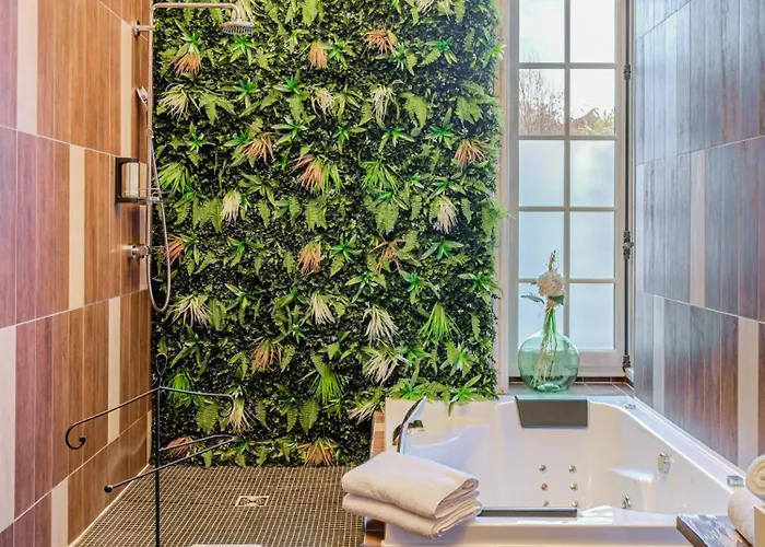 O Chateau Szálloda Hayange